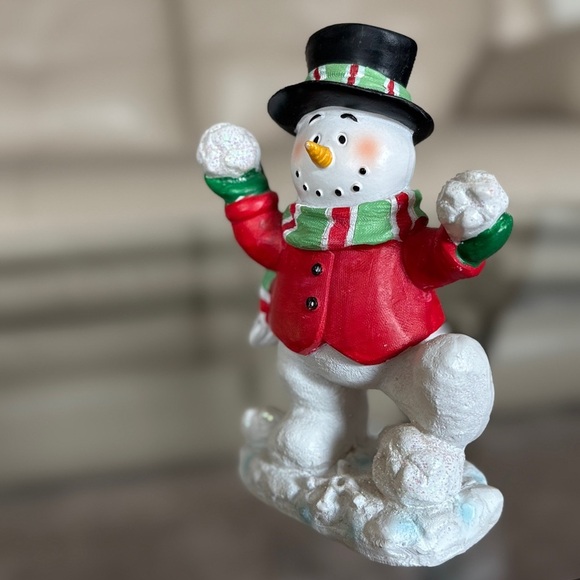 Vintage Christmas Snowman with Red Coat and Black Hat - Picture 4 of 5